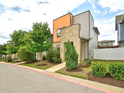 Living area at 8009 Mellencamp Dr Unit #212 - 2 bed 2 bath home