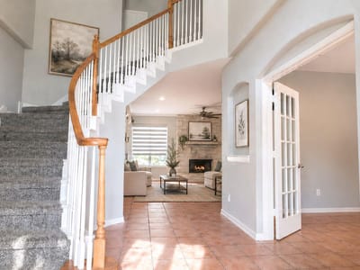 Living area at 801 Cashew LN - 5 bed 2 bath home