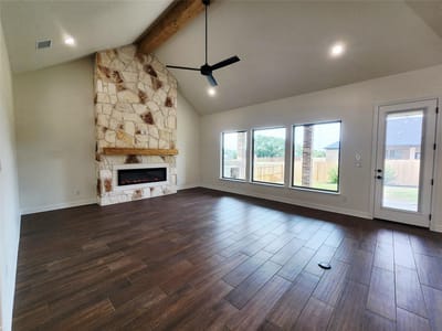 Property photo 4 at 801 Golden Eagle CV - 3 bed 2 bath home
