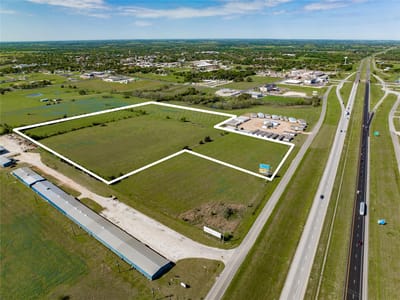 Property photo 2 at 801 Huser BLVD - NA, Schulenburg, TX