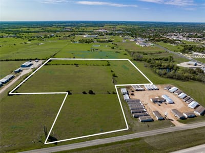 Property photo 4 at 801 Huser BLVD - NA, Schulenburg, TX
