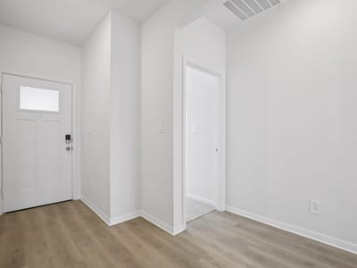 Property photo 2 at 801 Universal DR - 4 bed 2 bath home