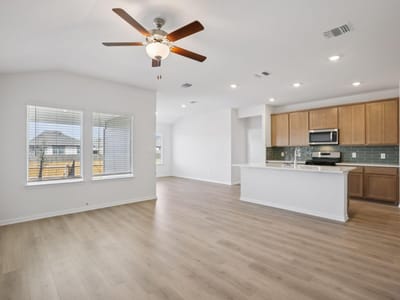 Property photo 5 at 801 Universal DR - 4 bed 2 bath home
