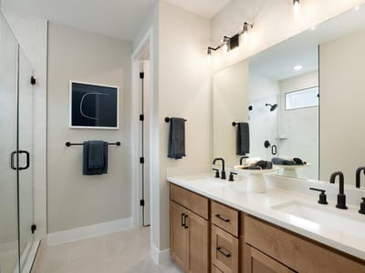 Property photo 3 at 8012 Bird Song CIR - 3 bed 2 bath home