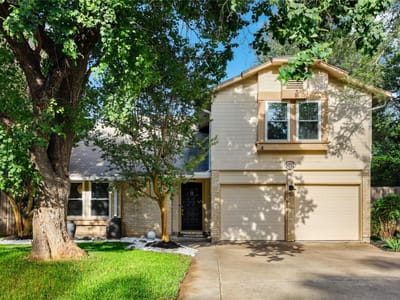 Living area at 8012 Petaca CV - 4 bed 2 bath home