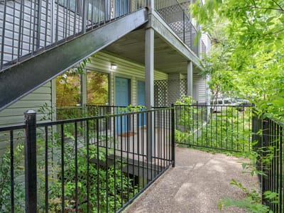 Living area at 802 S 1st St Unit #115 - 1 bed 1 bath home