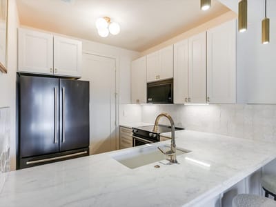 Living area at 802 S 1st ST Unit #207 - 1 bed 1 bath home