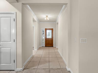Property photo 5 at 802 Tea Tree CV - 4 bed 2 bath home