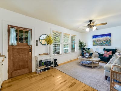 Photo 3 of 14 at 802 W Gibson ST - 1 bed 1 bath home