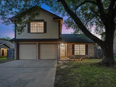 Property photo 5 at 803 Brook Meadow TRL - 3 bed 2 bath home