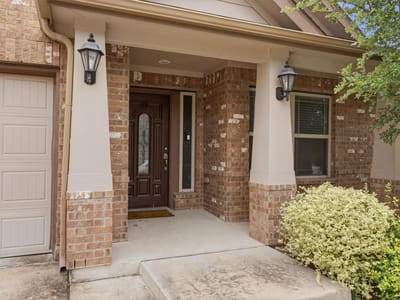 Kitchen at 803 Cardenas Ln - 3 bed 2 bath home