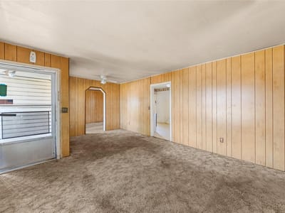 Bathroom at 803 E Avenue G Ave - 3 bed 1 bath home