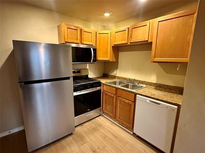 Primary bedroom at 803 W 28th St Unit #106 - 2 bed 2 bath home