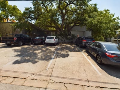 Photo 5 of 20 at 803 W 28th ST Unit #202 - 2 bed 2 bath home