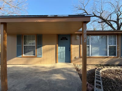 Kitchen at 804 Evergreen DR - 2 bed 1 bath home