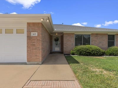 Property photo 4 at 805 Craddock CT - 3 bed 2 bath home