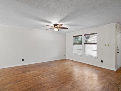 Primary bedroom at 806 Castle Ridge RD Unit #C - 2 bed 1 bath home