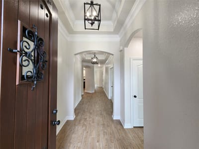 Property photo 3 at 806 Eagle Heights DR - 4 bed 3 bath home