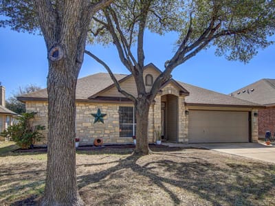 Kitchen at 806 Ridge View Dr - 3 bed 2 bath home