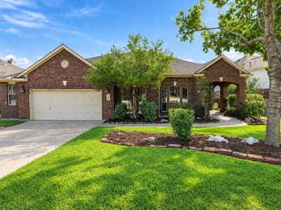 Photo 3 of 38 at 808 Canyon Springs DR - 4 bed 3 bath home