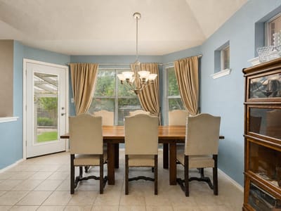 Primary bedroom at 810 Hilltop DR - 3 bed 2 bath home