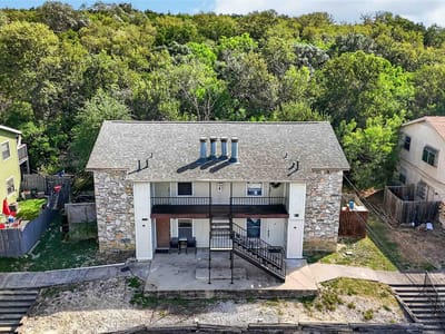 Property photo 2 at 811 Bracewood CIR - Bracewood Sub, San Marcos, TX