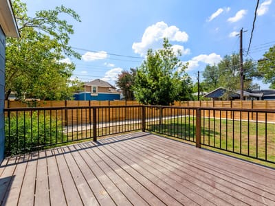 Property photo 5 at 811 E 45th ST - 3 bed 2 bath home