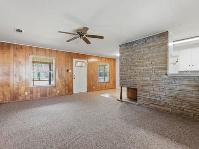 Primary bedroom at 811 Nixon ST - 3 bed 2 bath home