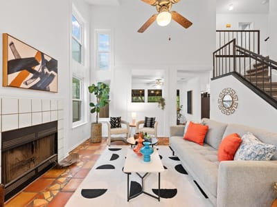 Living area at 811 Silcantu DR - 3 bed 2 bath home