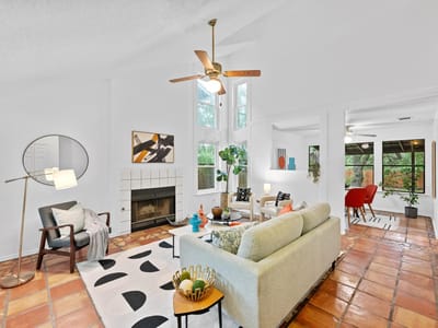 Primary bedroom at 811 Silcantu DR - 3 bed 2 bath home