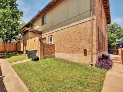 Photo 4 of 30 at 8114 Sonnet Ave - Westover Hills, Austin, TX