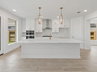 Property photo 5 at 8116 Royal Mint CV - 4 bed 3 bath home