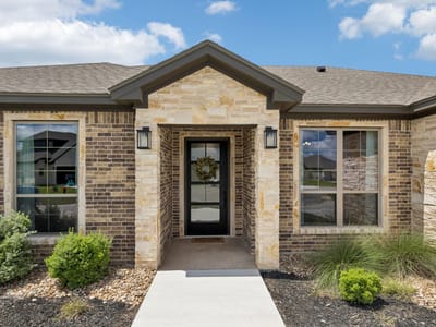 Photo 2 - 812 Eagle Claw CV Photo 2 of 40 at 812 Eagle Claw CV - 4 bed 2 bath home