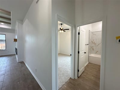 Property photo 3 at 813 Eagle Cross CV - 3 bed 2 bath home