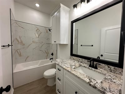 Property photo 4 at 813 Eagle Cross CV - 3 bed 2 bath home