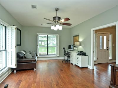 Photo 5 of 37 at 8133 Breeze Way - 4 bed 2 bath home