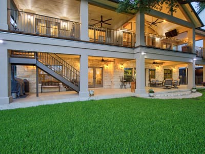 Property photo 3 at 814 Scenic LOOP - 5 bed 3 bath home