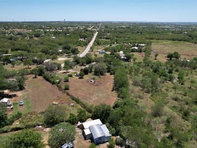 Property photo 3 at 817 Petras WAY - 3 bed 2 bath home