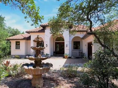 Property photo 2 at 817 Woodcreek Ranch RD - 3 bed 2 bath home