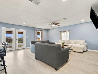 Photo 5 of 40 at 820 Los Milagros DR - 3 bed 2 bath home