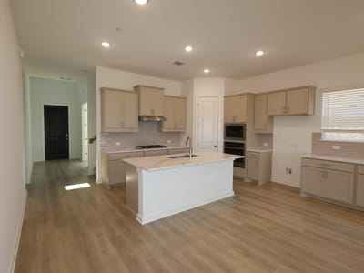 Living area at 820 Purmela ST - 4 bed 3 bath home