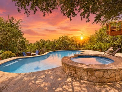 Property photo 2 at 8204 Malish Ct - 5 bed 3 bath home