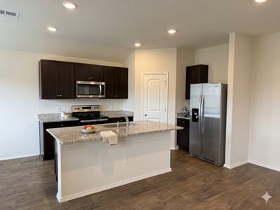 Property photo 3 at 821 Gerardia CT - 3 bed 2 bath home