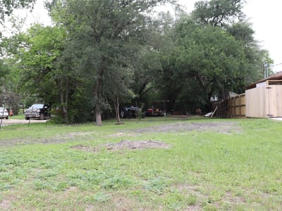 Primary bedroom at 821 N Commerce ST - A017, Lockhart, TX
