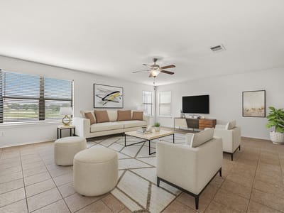 Living area at 821 Tumbleweed TRL - 3 bed 3 bath home