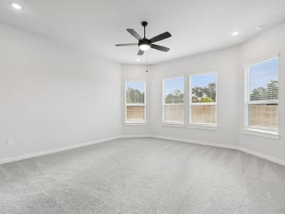 Property photo 5 at 828 Boise DR - 4 bed 3 bath home