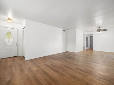 Property photo 4 at 829 Ken ST - Ten Thousand North Lamar, Austin, TX
