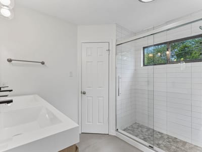 Photo 4 of 26 at 8302 Bradford Edward CV Unit #B - 2 bed 2 bath home