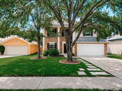 Property photo 2 at 8303 Edgemoor PL - 3 bed 2 bath home