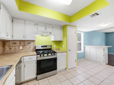 Property photo 3 at 8308 Hanbridge LN - 4 bed 3 bath home